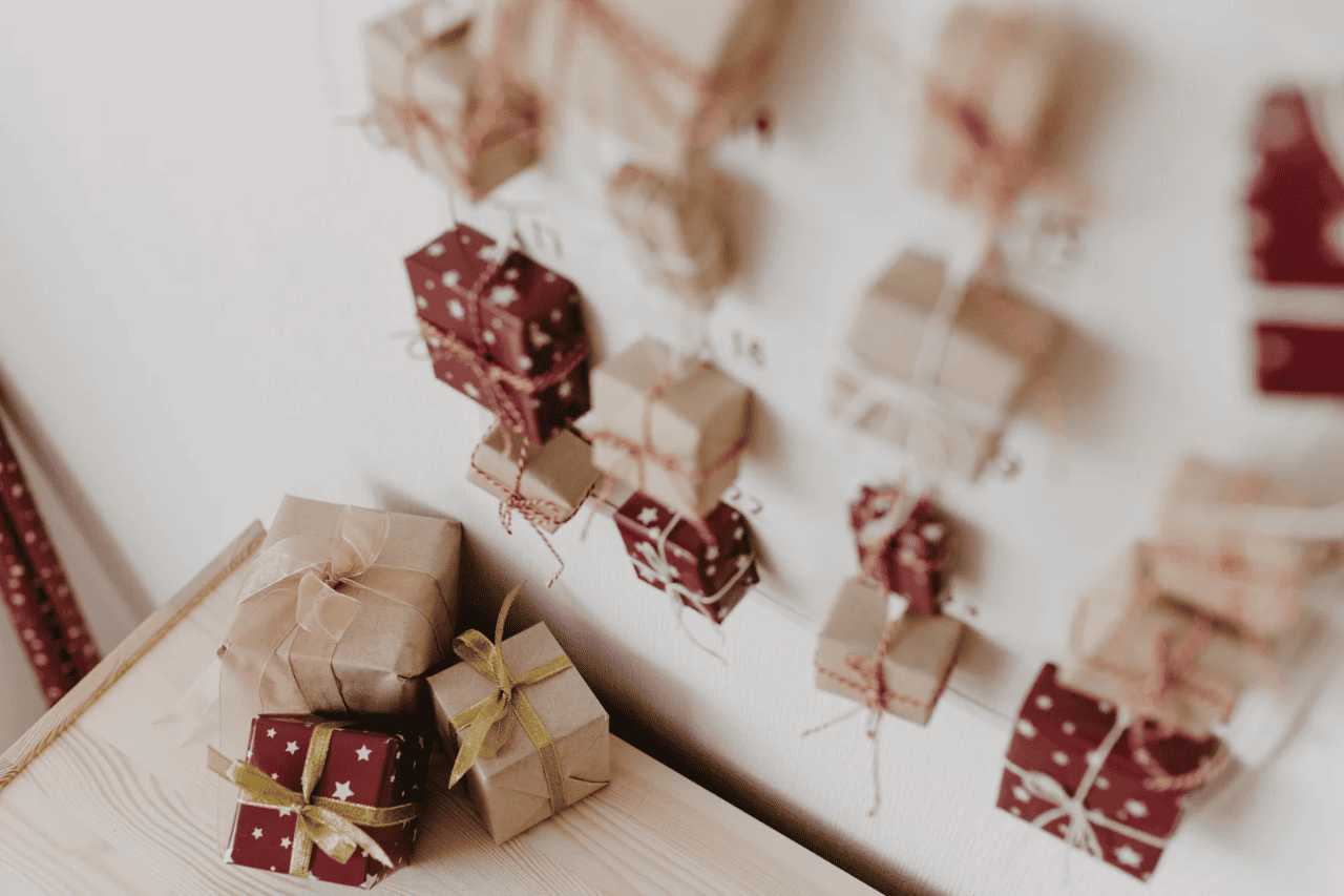Eigenen Adventskalender herstellen und befüllen