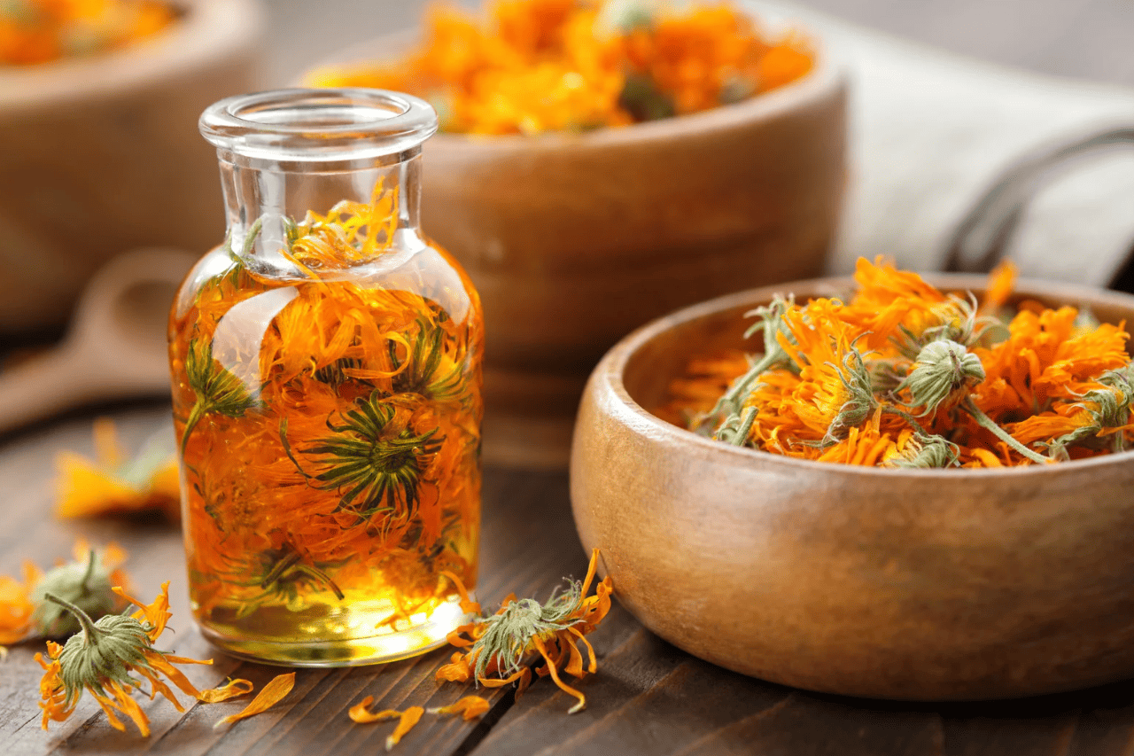 Selbstgemachte Geschenke aus Kräutern, Ölen und Pflanzen